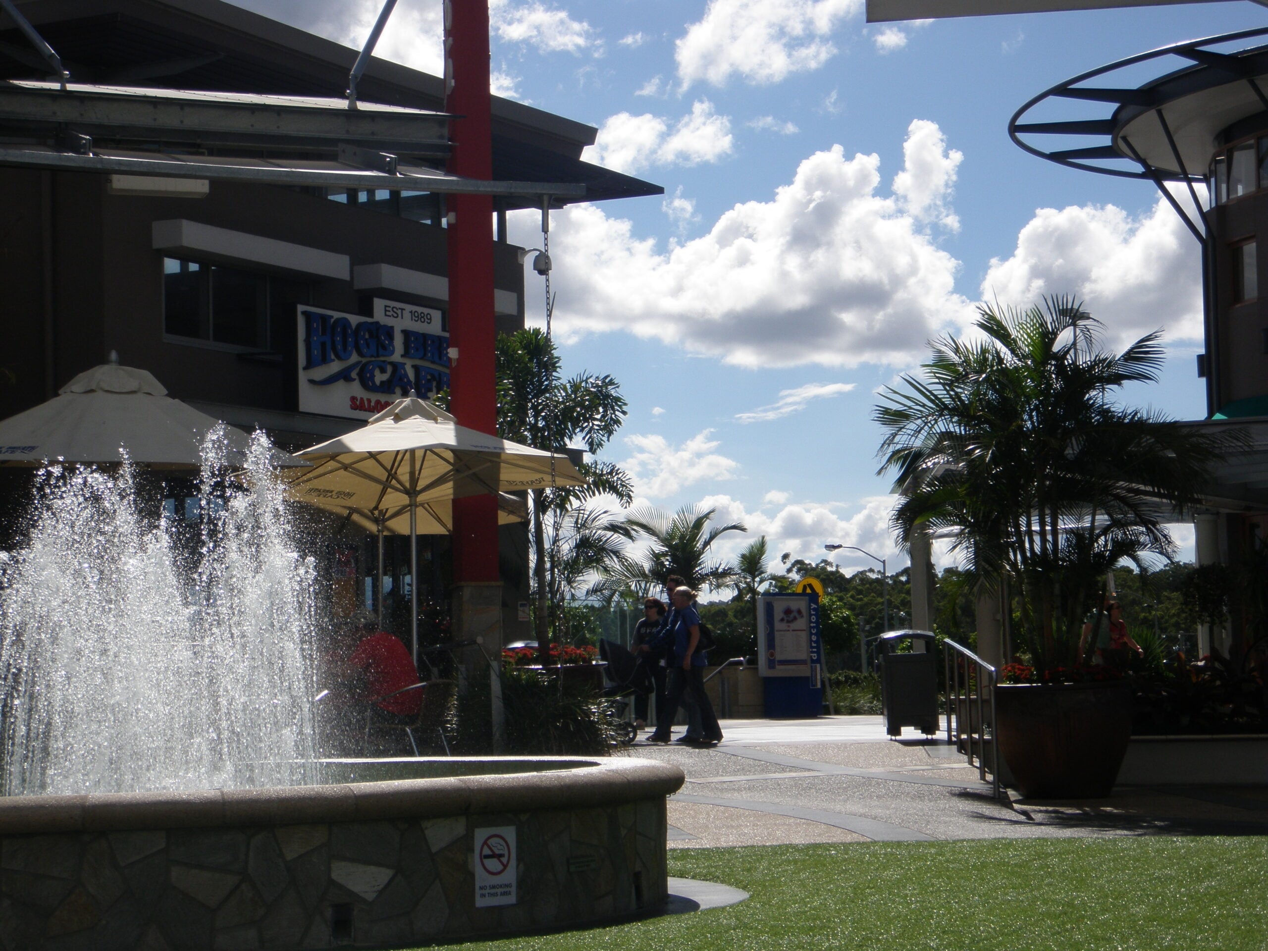 Logan Hyperdome Piazza